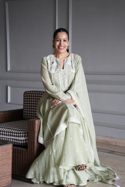 Nisha In Pastel Noor Suit Set