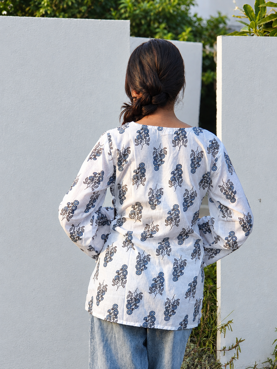 Off-White floral cotton kurti with square neck and flared sleeves