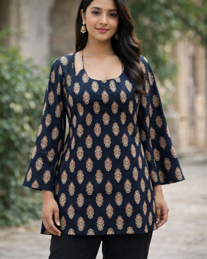 POOH HALTER NECK SHORT KURTI 2 WAY STYLE WITH CORSET BACK
